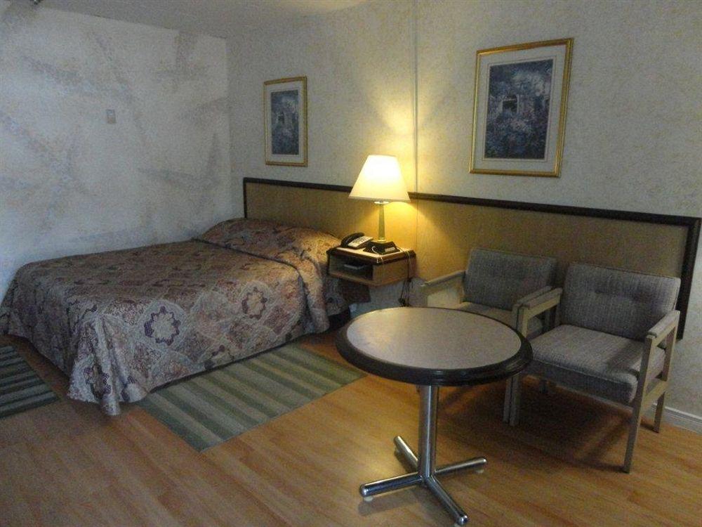 Niagara Parkway Court Motel ภายนอก รูปภาพ